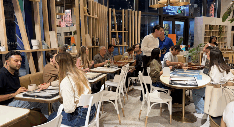 Le backgammon, le nouveau rendez-vous social de Miami