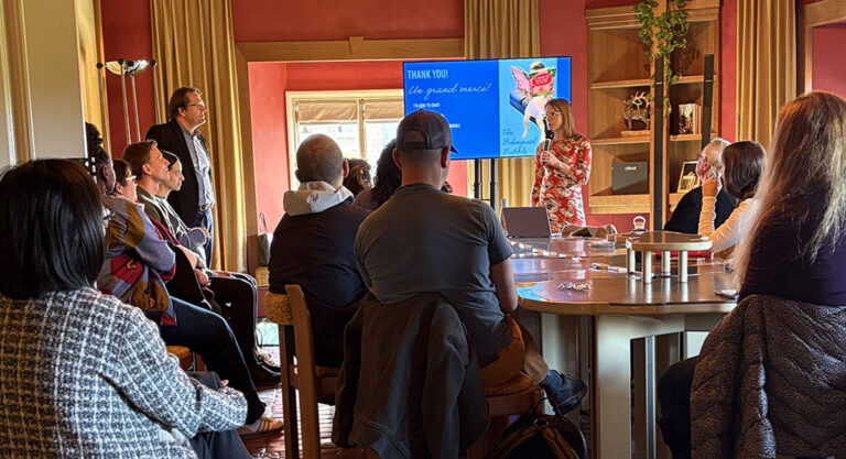 Bilingual Fair NY: La chance de « grandir bilingue » était au cœur des rencontres parents-écoles à la Villa Albertine