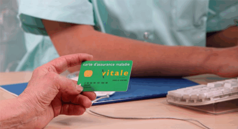 La carte vitale dématérialisée disponible pour les Français du Royaume-Uni