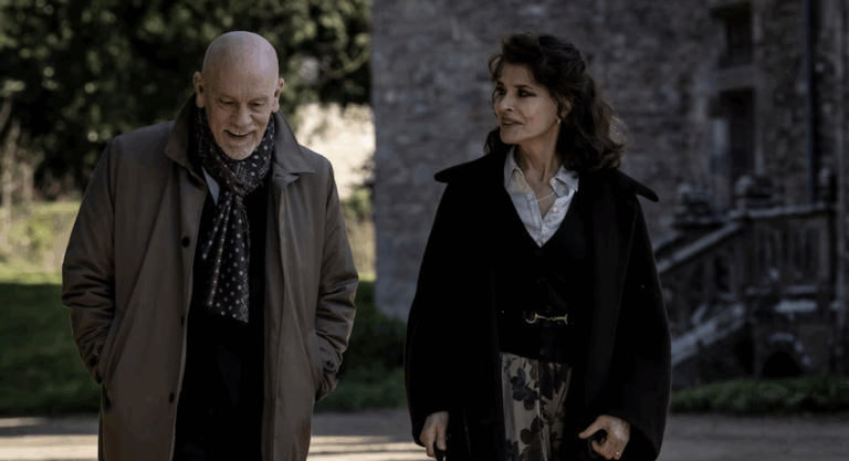 John Malkovich et Fanny Ardant dans « Complètement cramé ! » à l’Avalon Theatre de DC