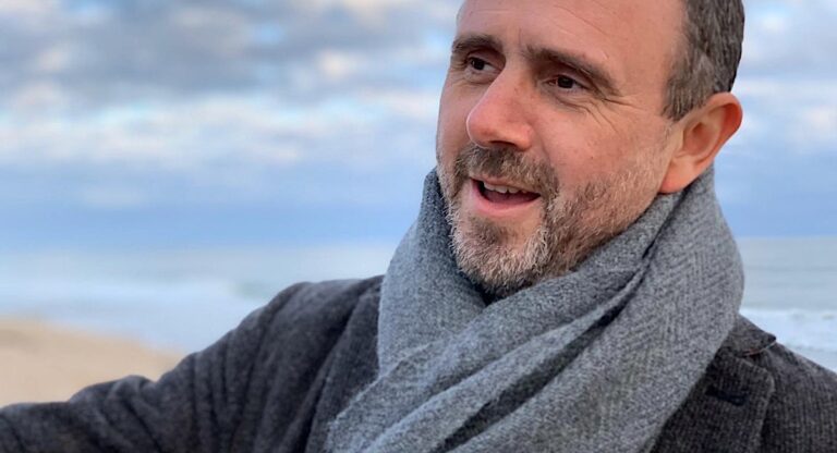 Banquier à New York, romancier à ses heures : le road trip littéraire de Nicolas de Nève