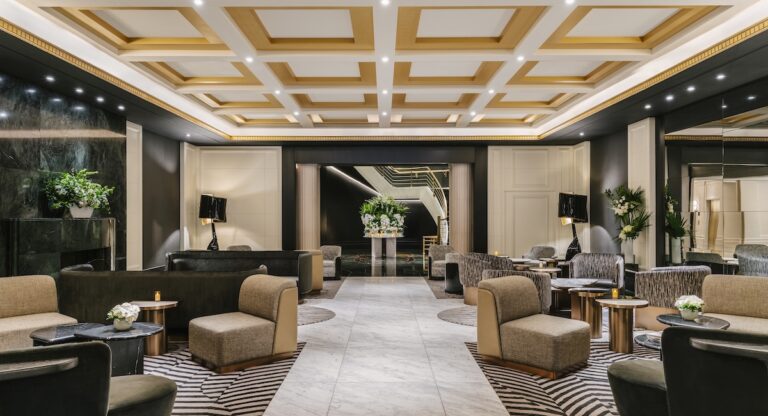 Le Sofitel New York fait peau neuve avant l&rsquo;ouverture de nouveaux hôtels aux États-Unis