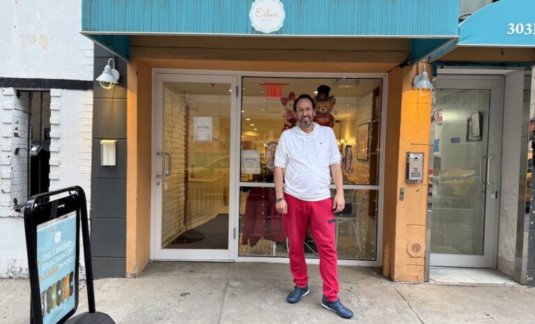 Neuf mois après l&rsquo;incendie électrique, la pâtisserie Éclair a rouvert sur la 53e