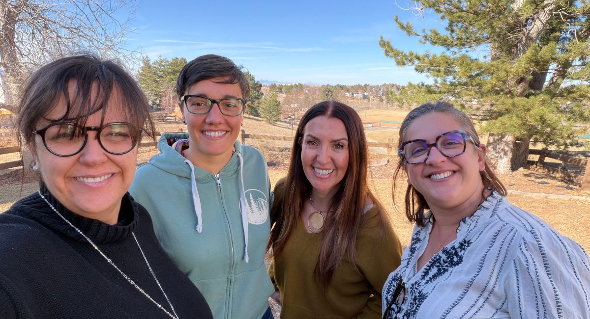 French Expat tire sa révérence avec un livre d’or audio et une conversation bilan