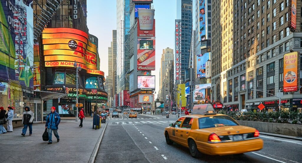 Myles Toe, Subway Takes, SideTalk : comment New York est devenu un plateau de tournage pour les influenceurs