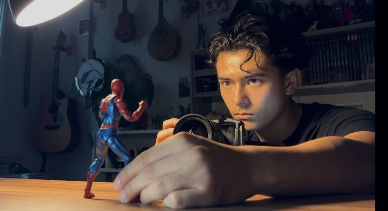 Avec ses stop-motion de Spider-Man, un Français de 18 ans intrigue les studios Sony et explose la toile
