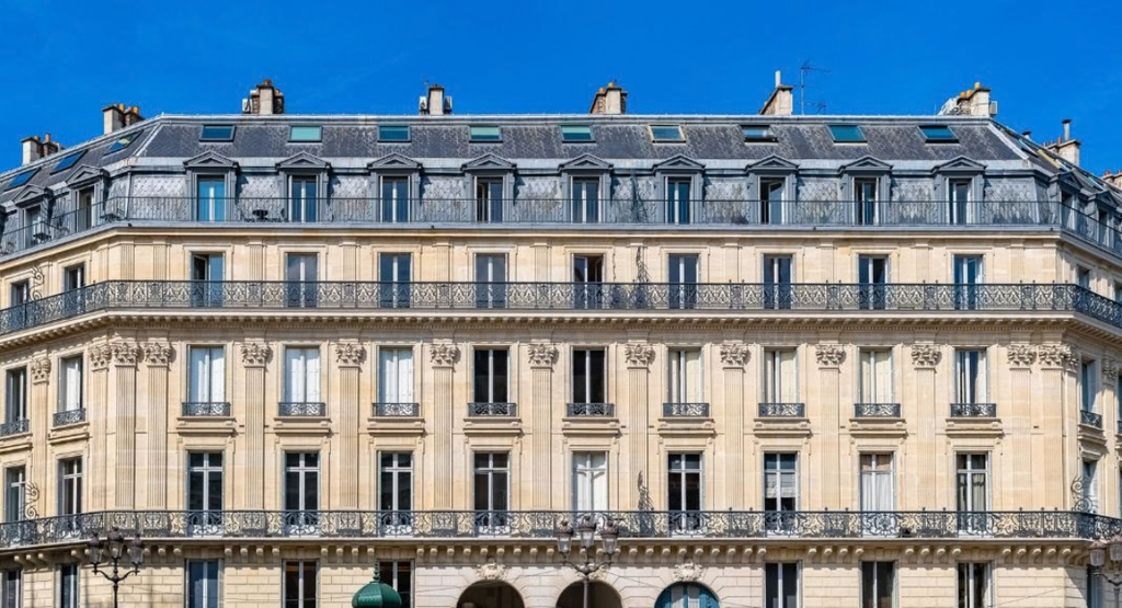 Vendre un appartement à Paris depuis l’étranger : les réponses de Didier Paradis, professionnel de l’immobilier de prestige à Paris