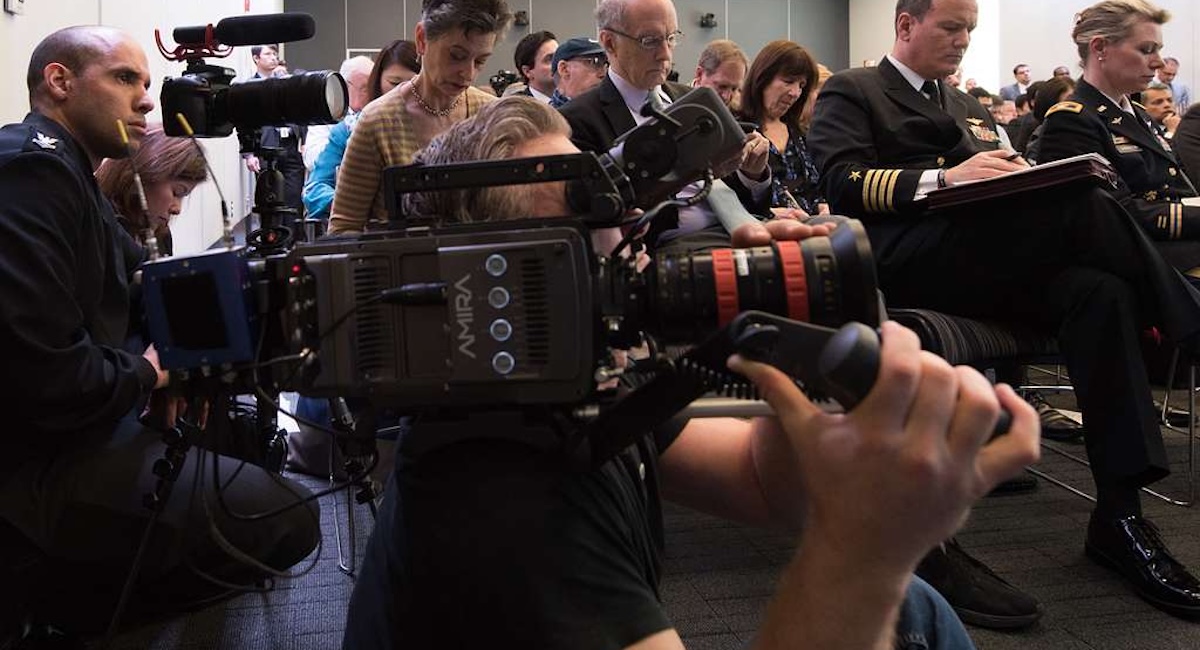 Visas de journalistes : les réseaux sociaux des demandeurs seront contrôlés