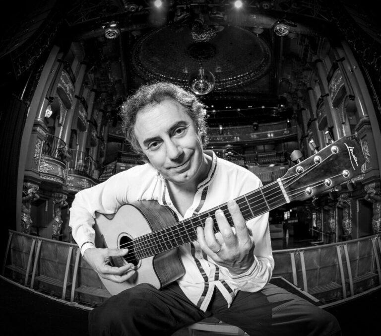Pierre Bensusan en tournée aux États-Unis avec The Infinite Guitar Tour